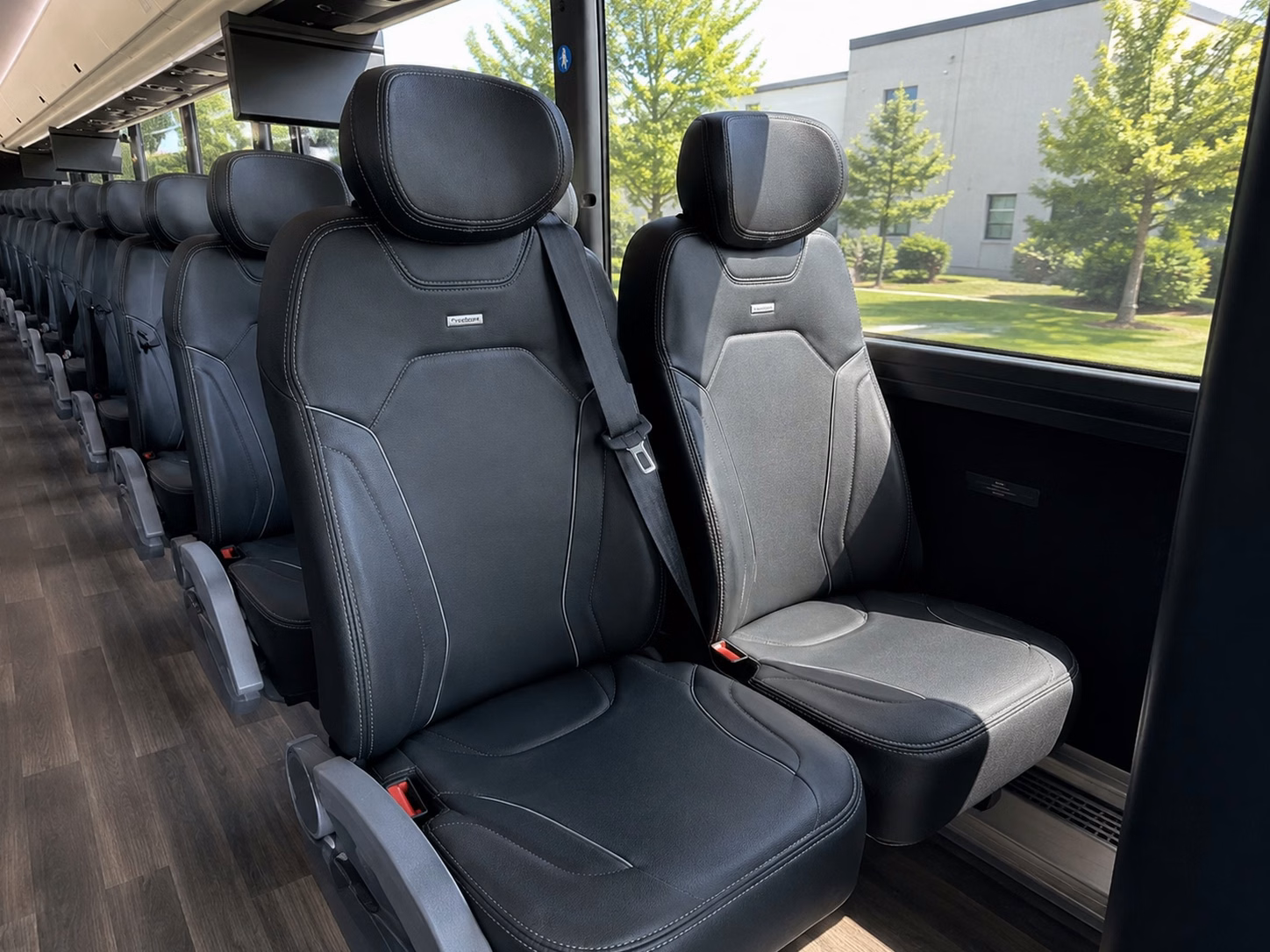 airport wedding shuttles to and from dfw and love field