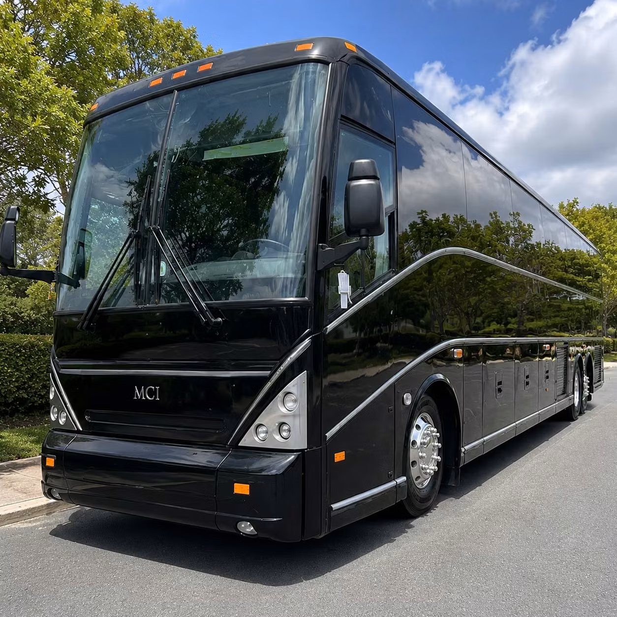 convention and conference shuttle bus rentals at the irving convention center