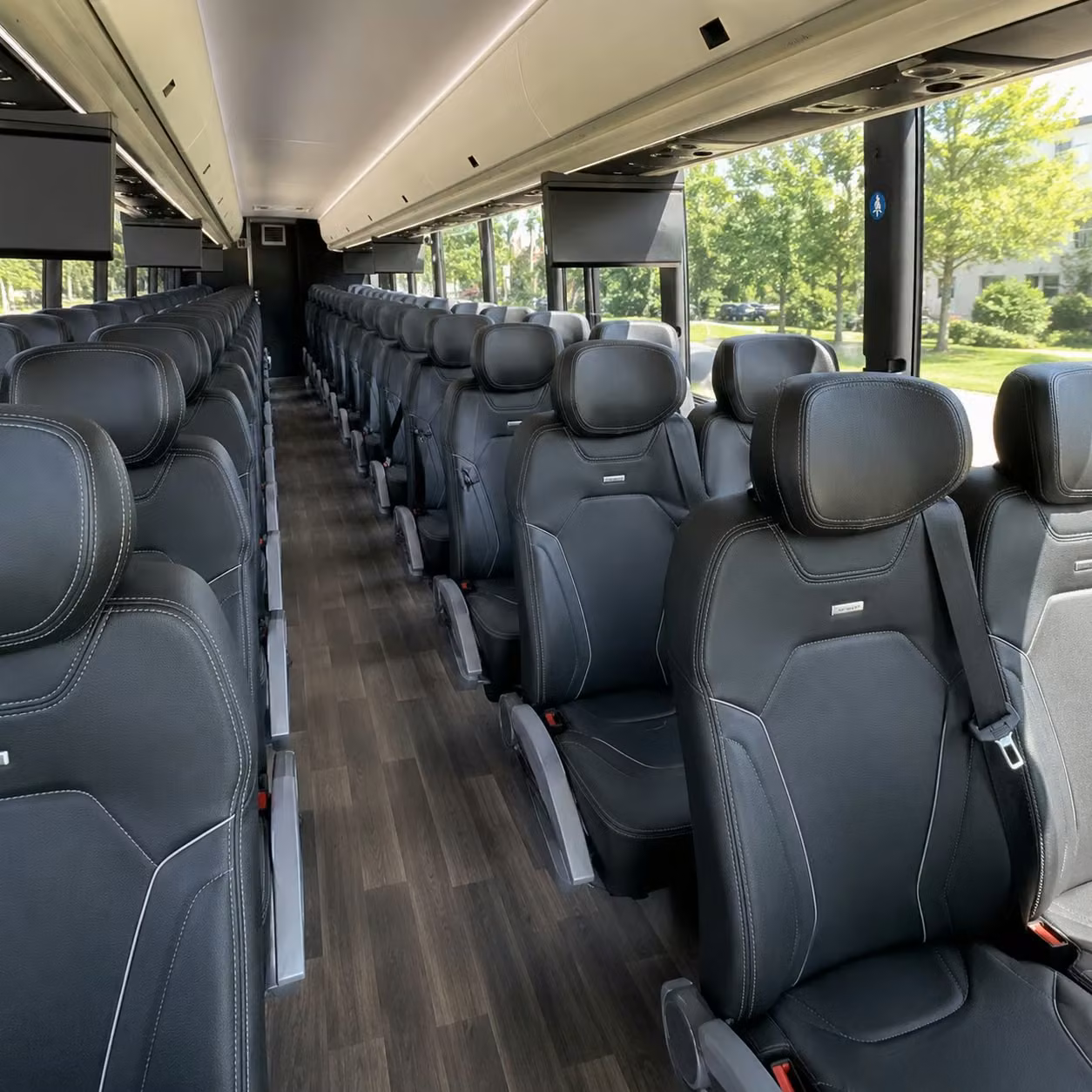 dod compliant charter bus rentals for irving military training and exercises